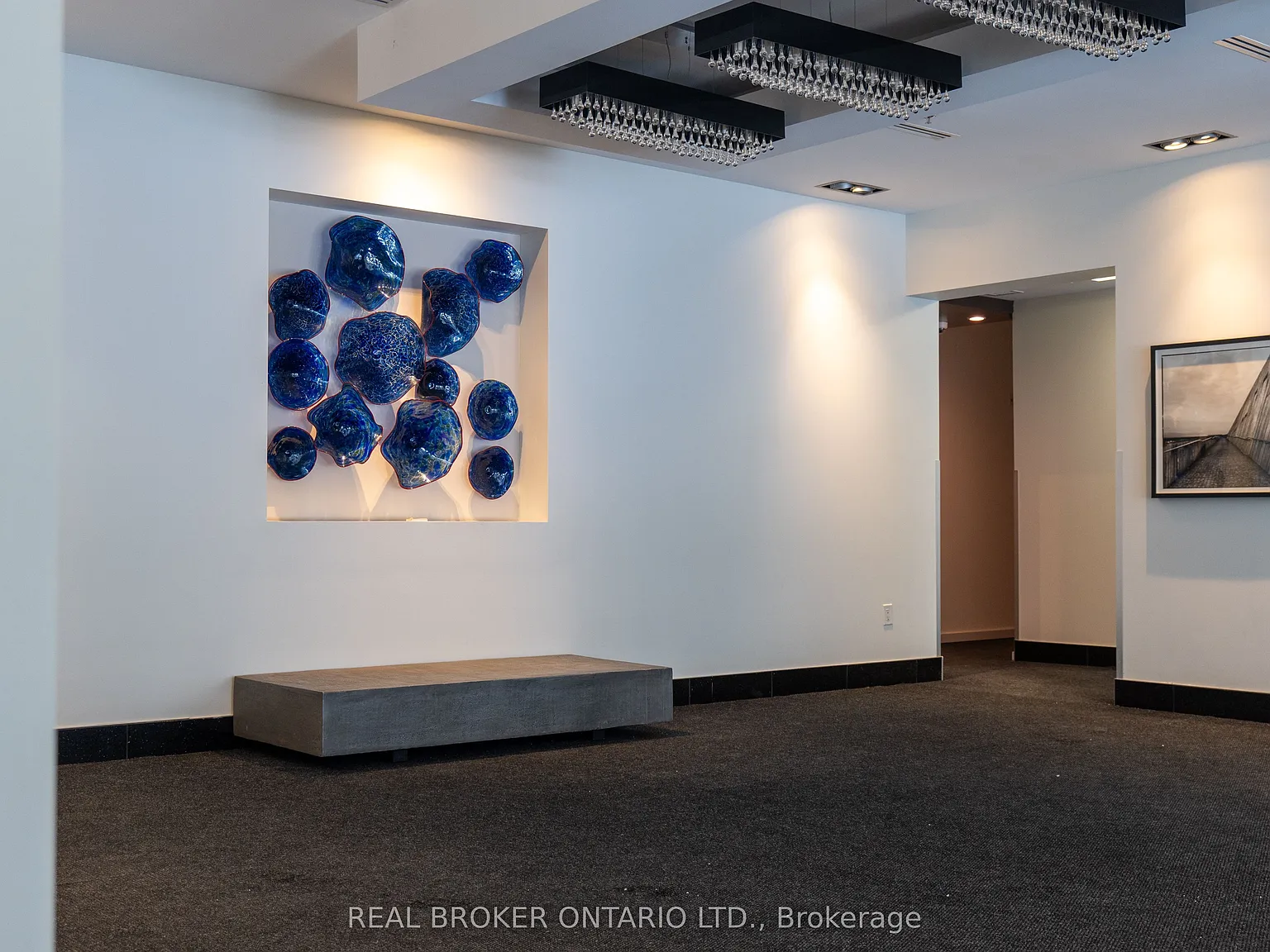 1 bed, $2,050 — Photo 4