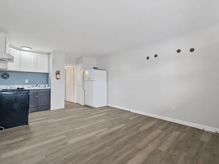 2020 Woodlynne Ave — Photo 3