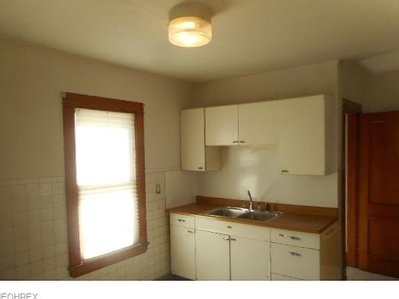 5th image of 5400 Delora Ave