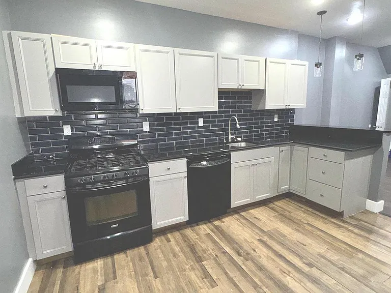 5108 Race St — Photo 5