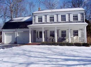 5 Burns Dr, Bayville, NJ 08721
