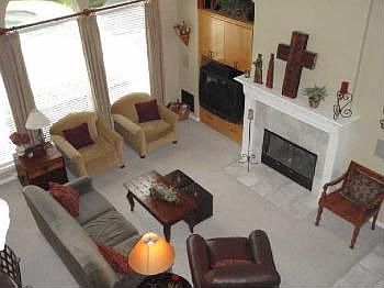 3rd image of 8126 Bottlebrush Dr
