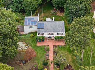 12 Carolyn Ct, Swansea, MA 02777