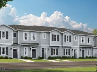 301 Annies Pl, Jacksonville, FL 32218