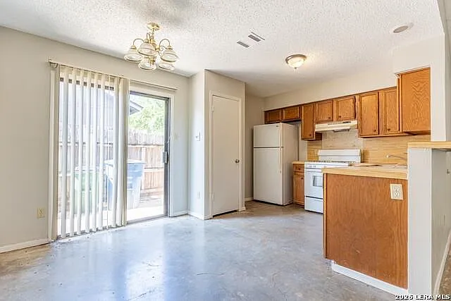 6201 Berkett Cv #A — Photo 4