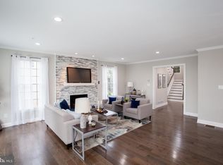 1114 Riverview Ln, Conshohocken, PA 19428