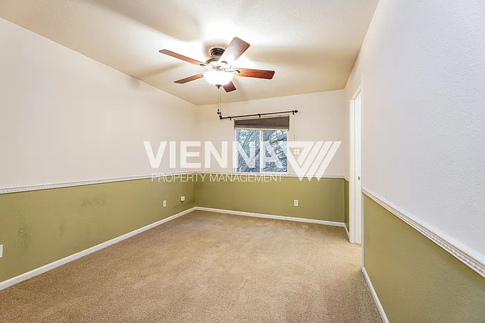 4521 Pheasant Ln — Photo 16