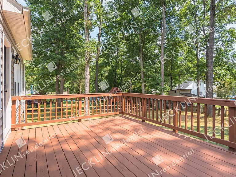 2329 Horsley Dr — Photo 7