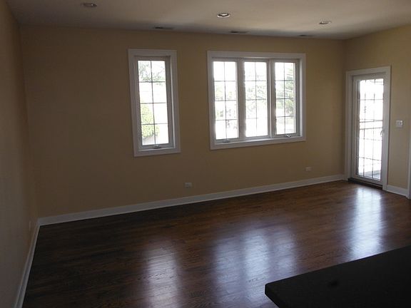 2nd image of 9107 Grand Ave Unit 2E