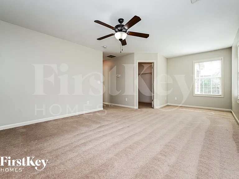 2501 Freemont St — Photo 10