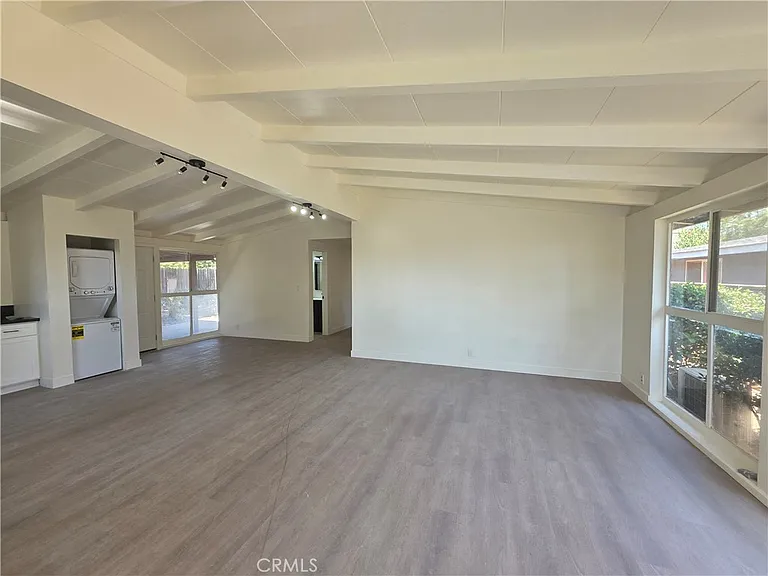 13030 Bradwell Ave — Photo 3