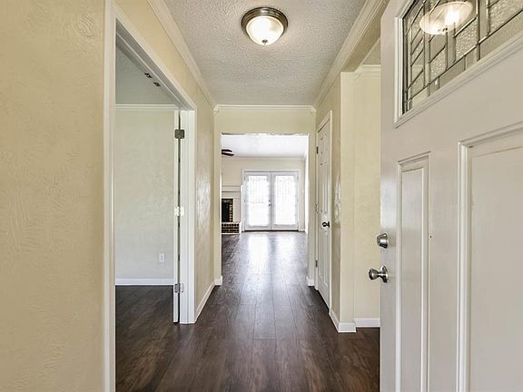 4th image of 3802 Wintergreen Dr