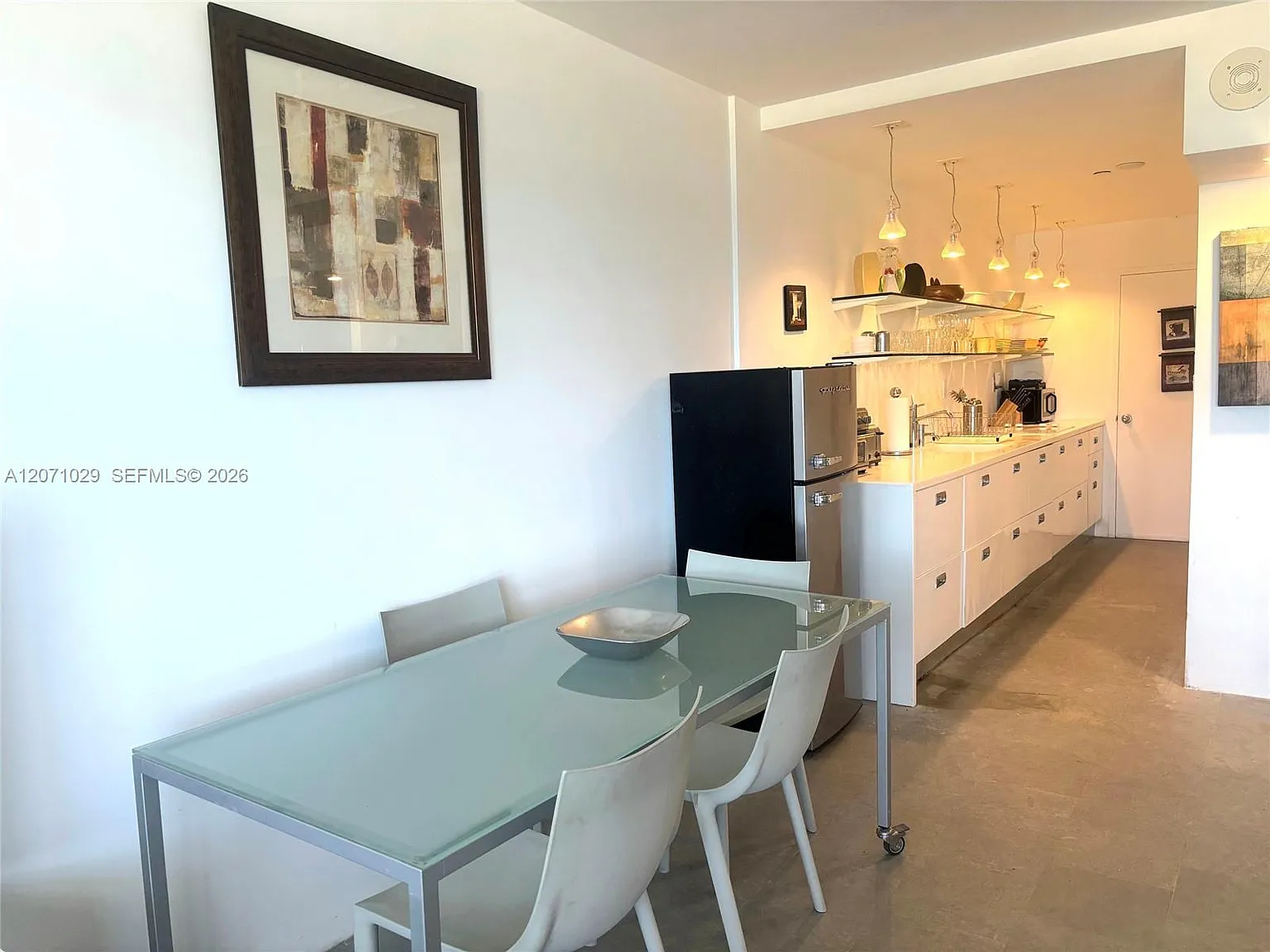 The Decoplage Condo — Photo 4
