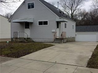 1282 Carnegie Ave, Akron, OH