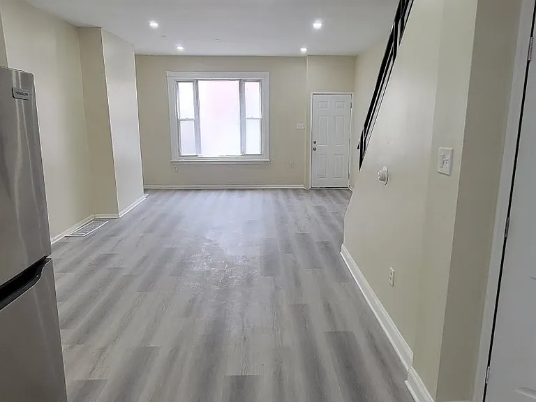 3833 N Delhi St — Photo 10