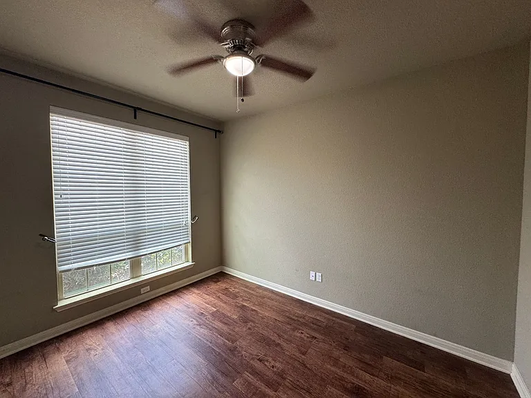 3309 Addison St — Photo 6