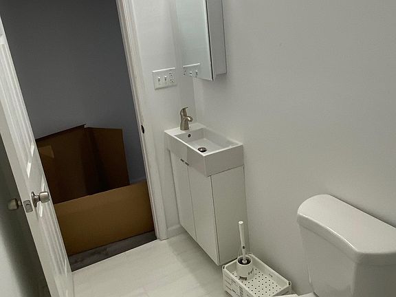 kids bathroom