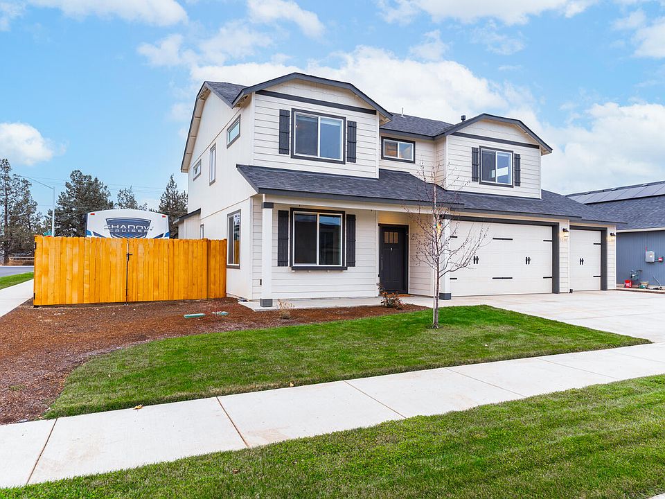 300 NW OAKTREE LN REDMOND OR visual data 5