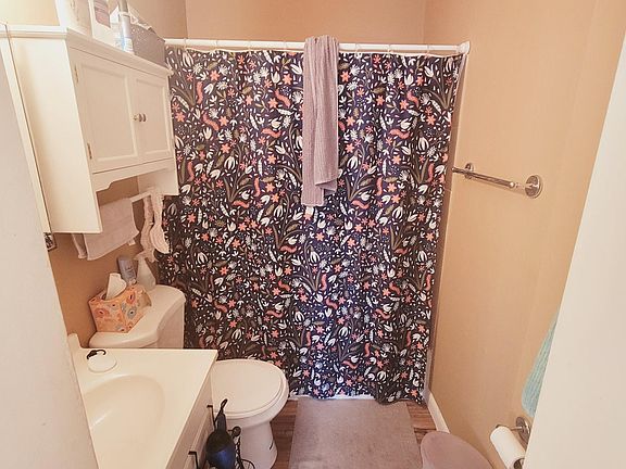 Bathroom off bedroom