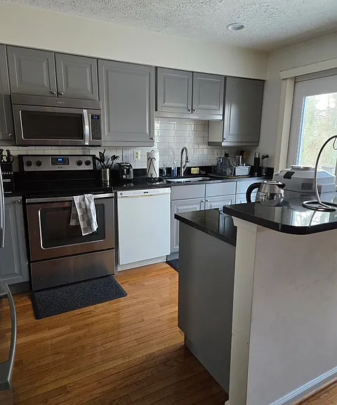 7705 Ora Ct — Photo 3