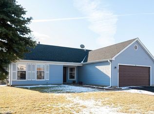 119 Wren Ct, Glendale Heights, IL