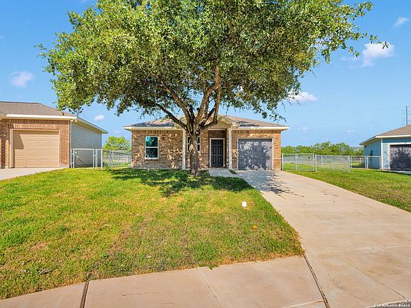 2nd image of 623 VILLA LINDA