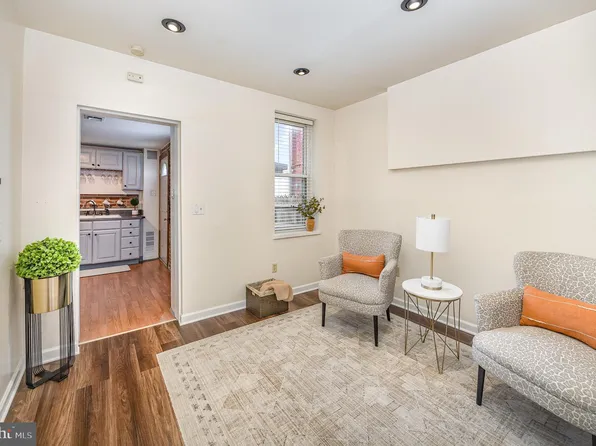 119 Vine St, Harrisburg, PA 17104