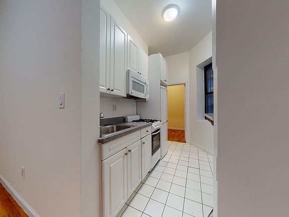 5th image of 711 2nd Ave APT 1C