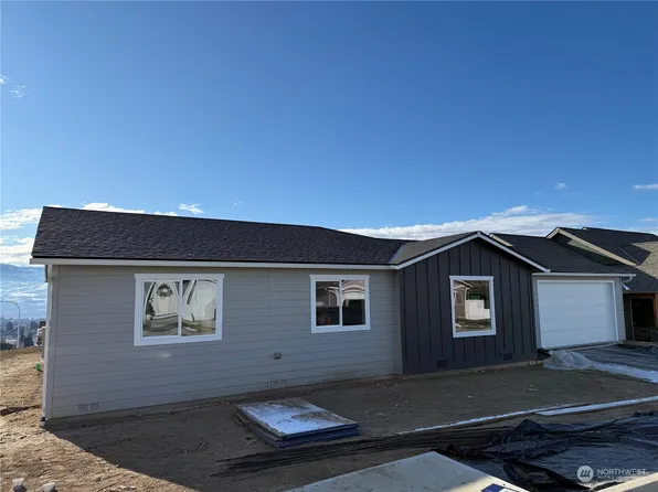 1964 N Mineral Place, East Wenatchee, WA 98802