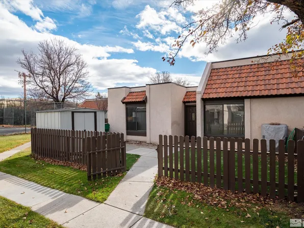 1039 Baywood Dr APT D, Sparks, NV 89434