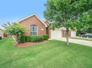 463 Angler Dr, Crowley, TX 76036