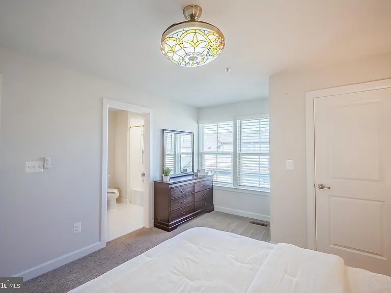 22308 Seabring Ter — Photo 35