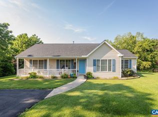 391 Hermitage Rd, Staunton, VA 24401