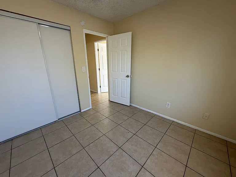 1757 E Harvard St #3 — Photo 12