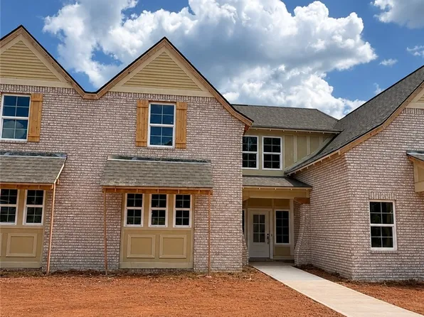 1749 Woodland Pines Ln #257, Auburn, AL 36830