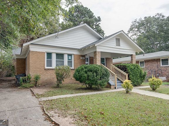3rd image of 2870 Cheney St