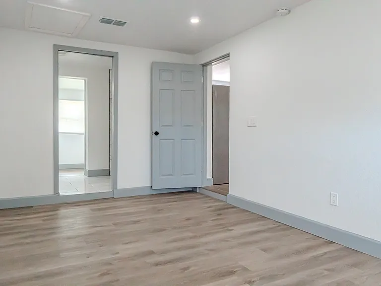 217 Betty Ave — Photo 10