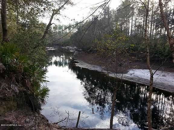 3rd image of 2229 ST MARYS RIVER BLUFF