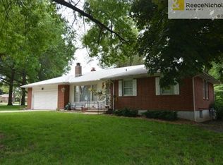 501 W Walnut St, Blue Springs, MO 64014