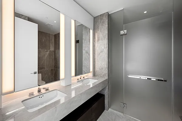 Rented by SERHANT. | media 6