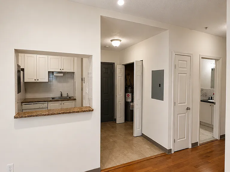 369 Highland Ave — Photo 4