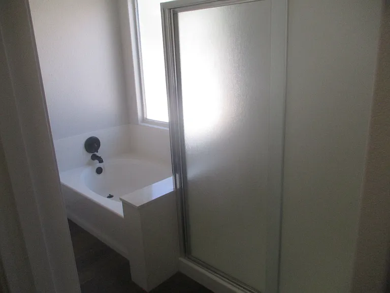 7727 W Eugie Ave — Photo 7