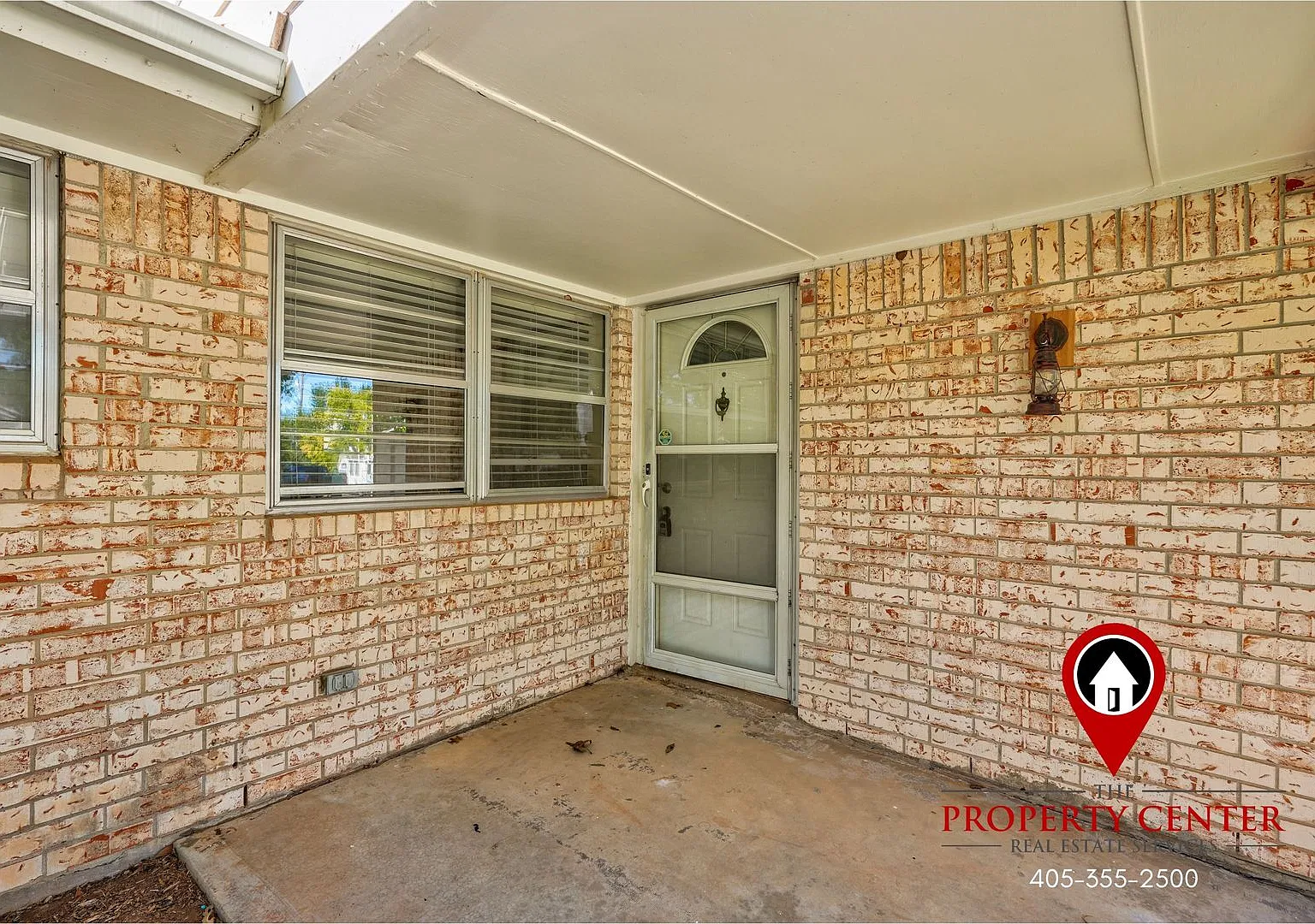 Wonderful Home in the Heart of Edmond — Photo 1