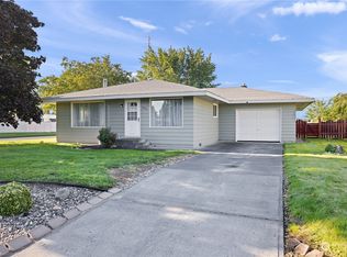 1052 E Elm St, Othello, WA 99344
