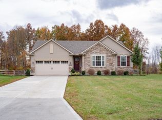 2011 Wood Brook Dr, Amelia, OH 45102