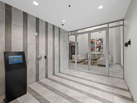 5th image of 108 Richmond Rd #803