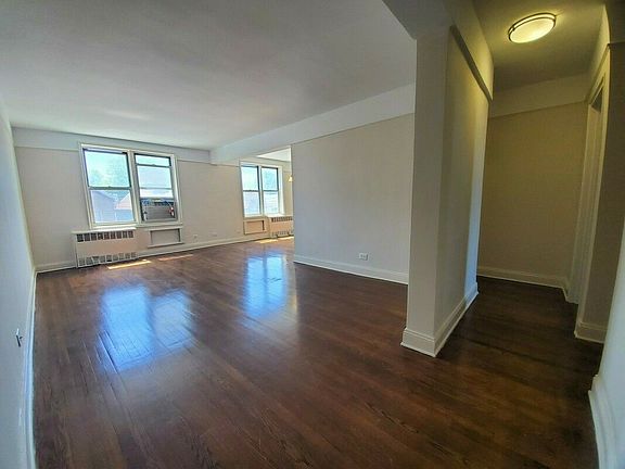 3rd image of 6345 Saunders St APT 2F