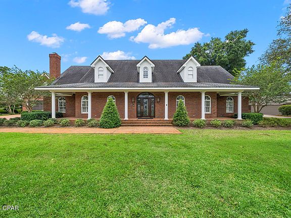 5th image of 2806 Canal Dr