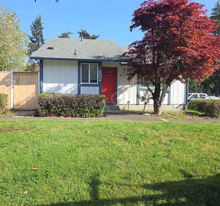 602 Deerbrush Loop SE