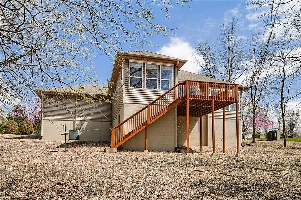 15 Glenbrook Lane - 1 — Photo 3